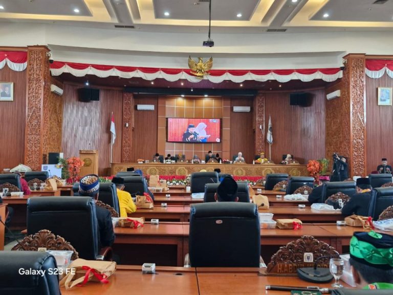 Rapat Paripurna Istimewa DPRD Kota Depok Dalam Memperingati HUT ke 26 Kota Depok