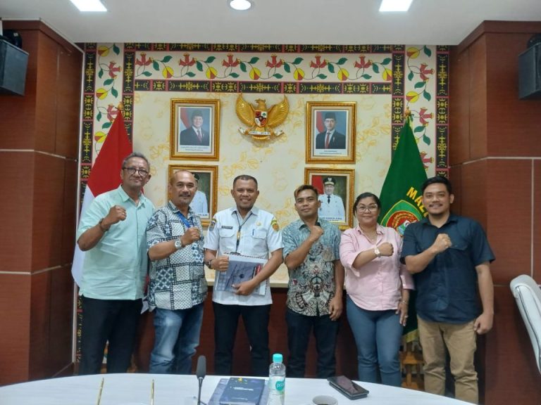Penghubung Provinsi Maluku Menerima Audensi Komunitas Peduli Pembangunan untuk Maluku