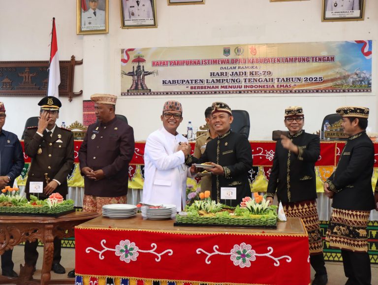 DPRD Lampung Tengah Adakan Sidang Rapat Paripurna