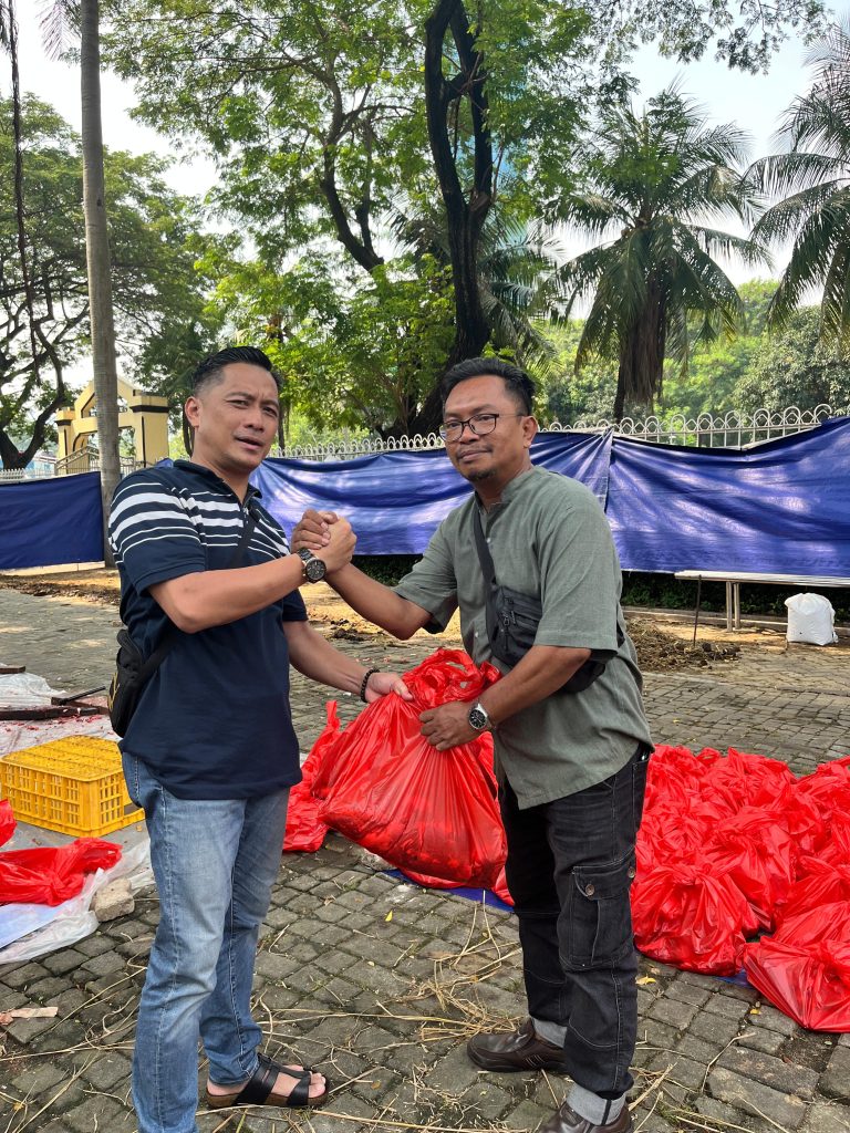 Kejari Jakarta Pusat Salurkan 13 Hewan Kurban Pada Saat Idul Adha