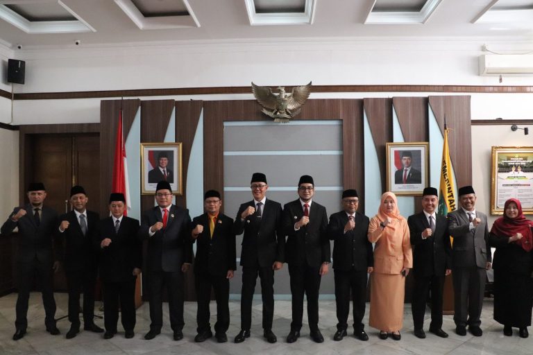 Wali Kota Sukabumi Resmikan Pejabat Baru