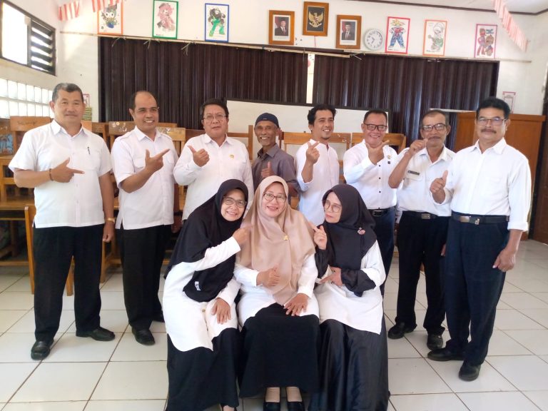 Simbiosis Mutualisme Antara Media Dengan Lembaga 2